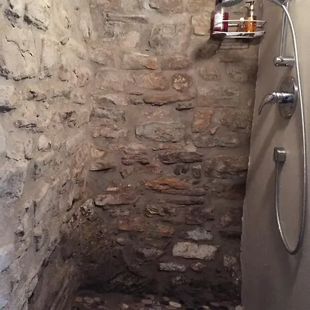 Castello Di Brandola בית נופש *