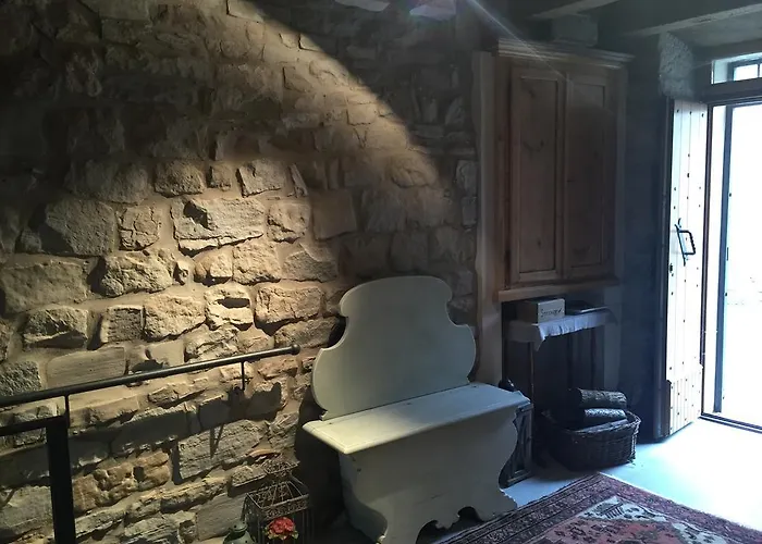 Castello Di Brandola Tatil Evi *