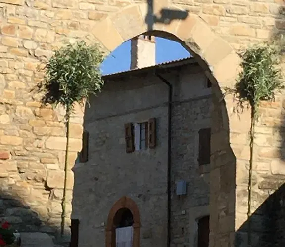 Castello Di Brandola Polinago