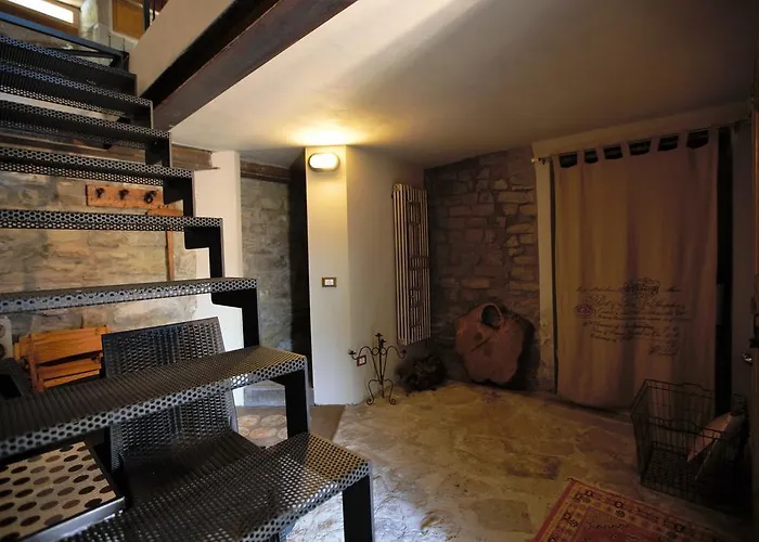 Castello Di Brandola Tatil Evi