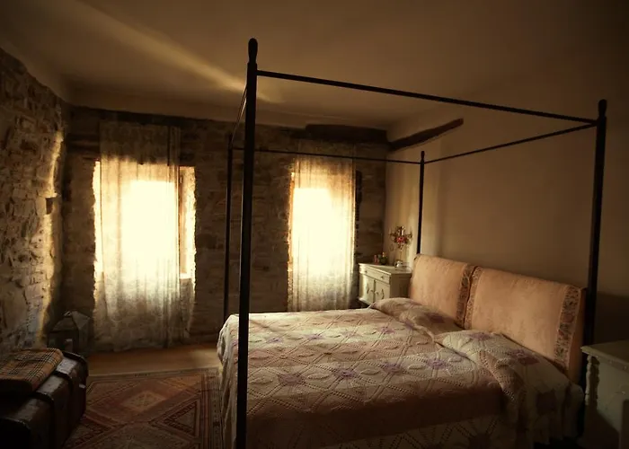 Tatil Evi Castello Di Brandola *